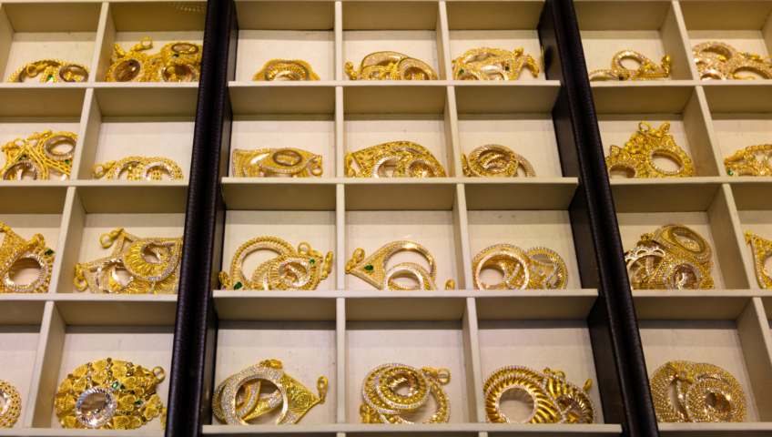 Gold jewelry storage
